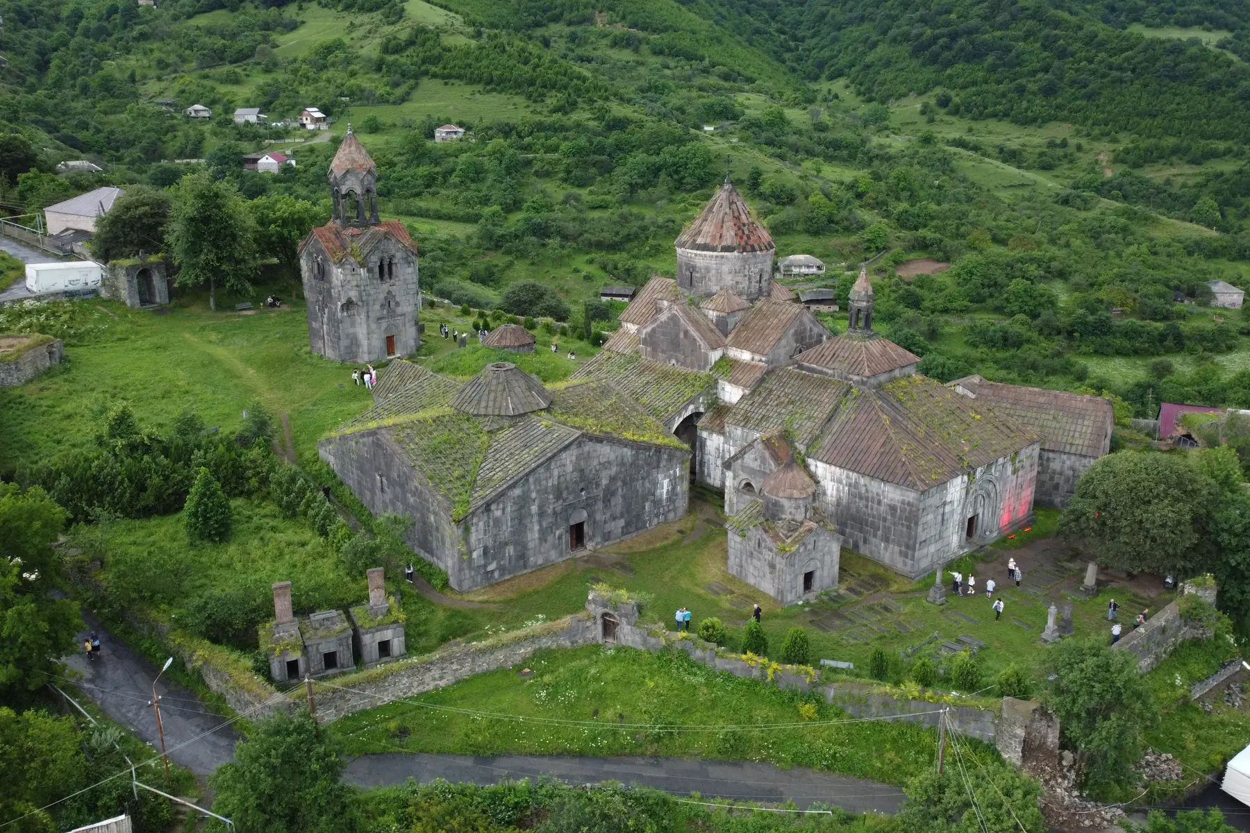 Haghpat, Zarni-Parni, Akhtala, Aramyants Kalesi ve Sanahin